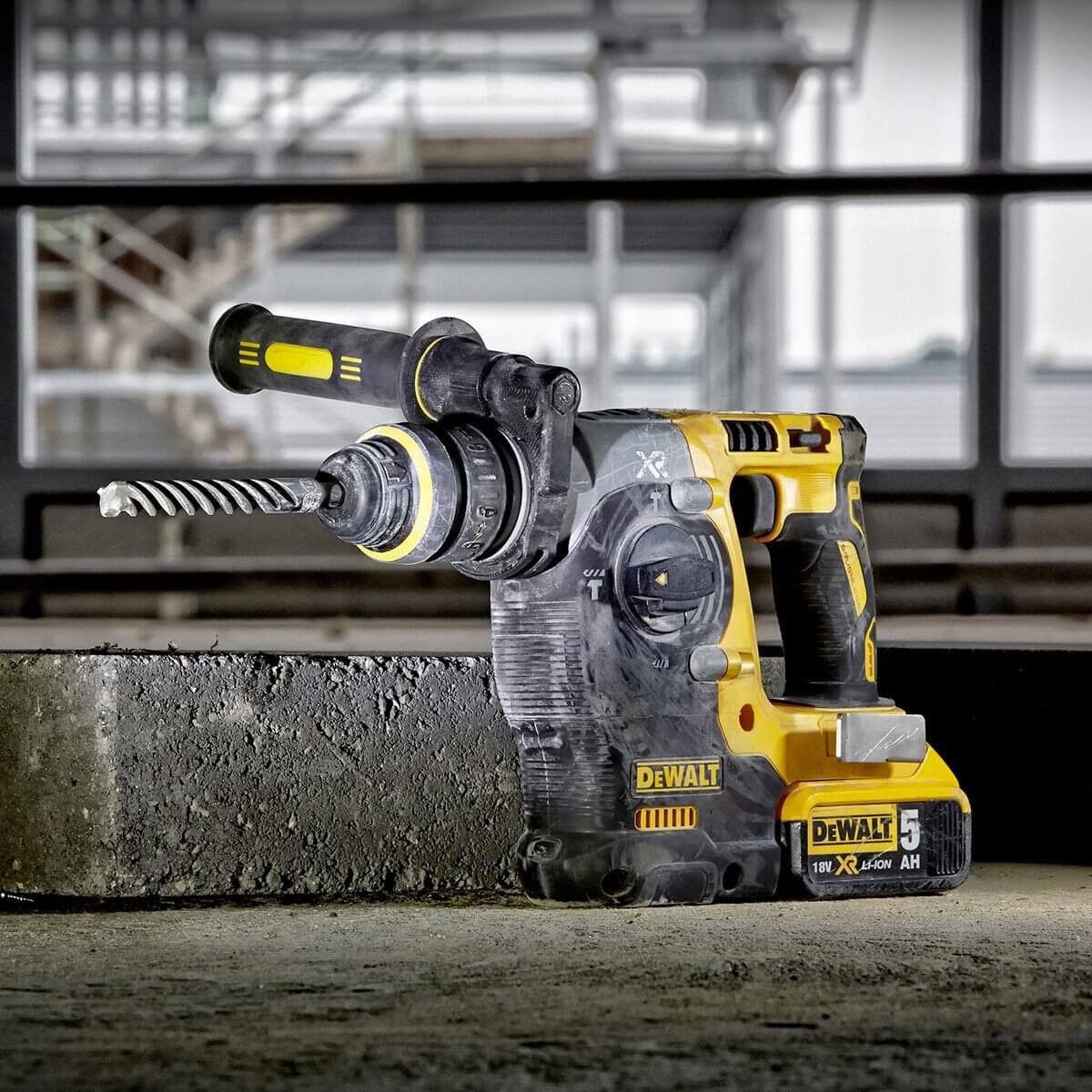 Dewalt XR DCH273Z Brushless Electro-Pneumatic Hammer - 18V 2.1J SDS-Plus with Bag