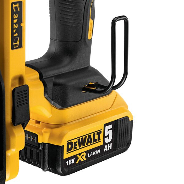 Clavadora de Hormigón y Acero a Batería 18V DCN890P2 Dewalt