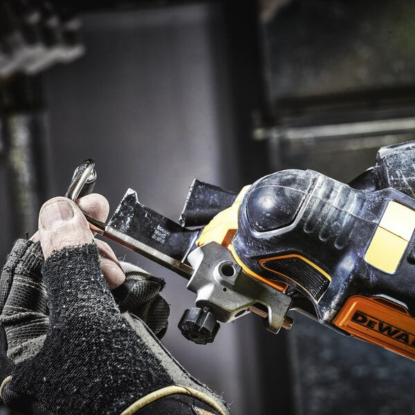 Dewalt DCS356P2 XR 18V ​​LI-ION 5Ah Brushless Oscillating Multi-Tool