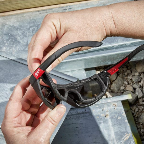 Clear High Performance Safety Glasses with Removable Seal Polarized Milwaukee 4932471886