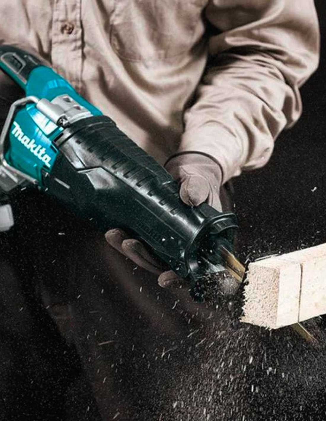 Makita kit with 11 tools + 3 bat + charger + 2 bags DLX1171BL3