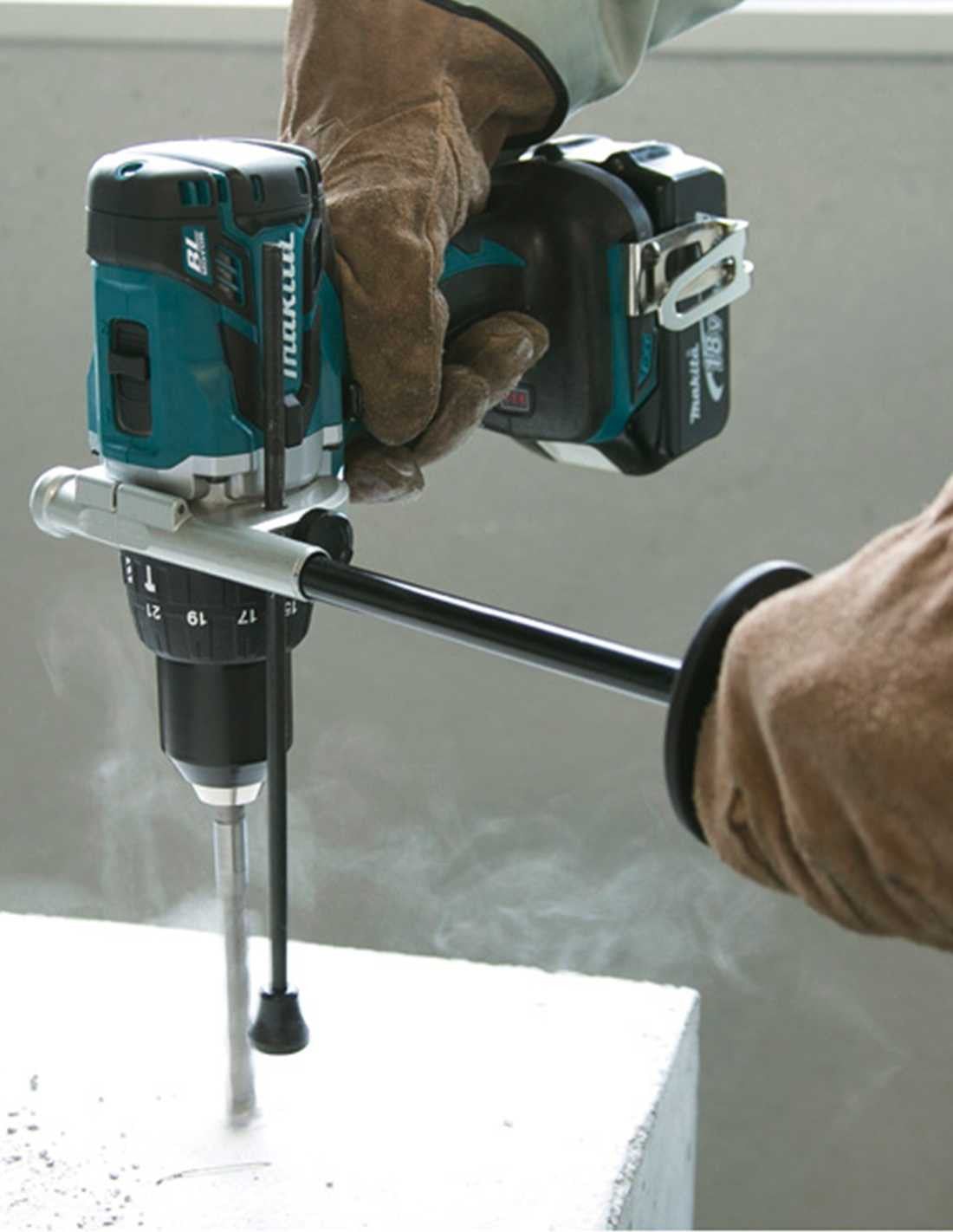 Makita kit with 9 tools + 3 5.0Ah bat + charger + 2 bags DLX9243BL3