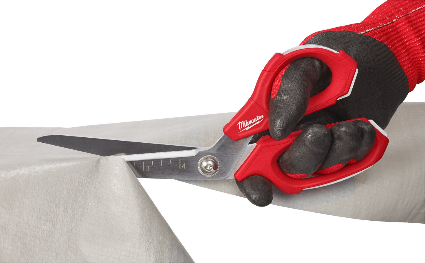 Special kit with hand tools + charger + battery + Milwaukee rolling toolbox