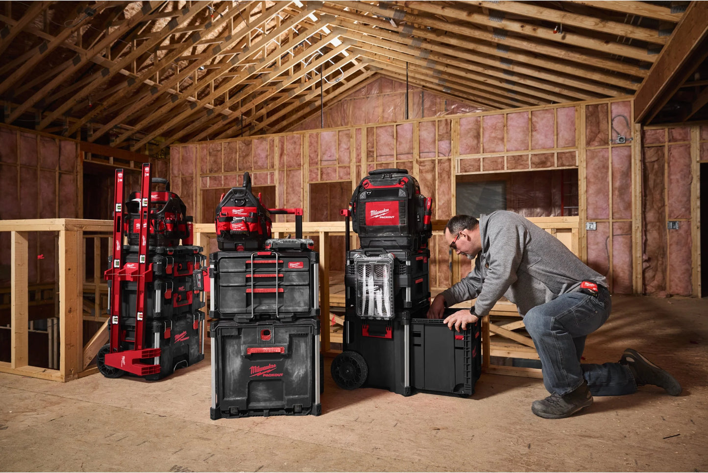 Milwaukee Packout trunk with wheels and drawer