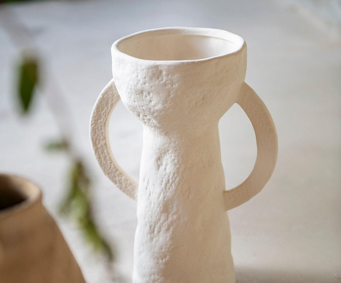 Jarrón decorativo de gres Dulia blanco 28cm Andrea House