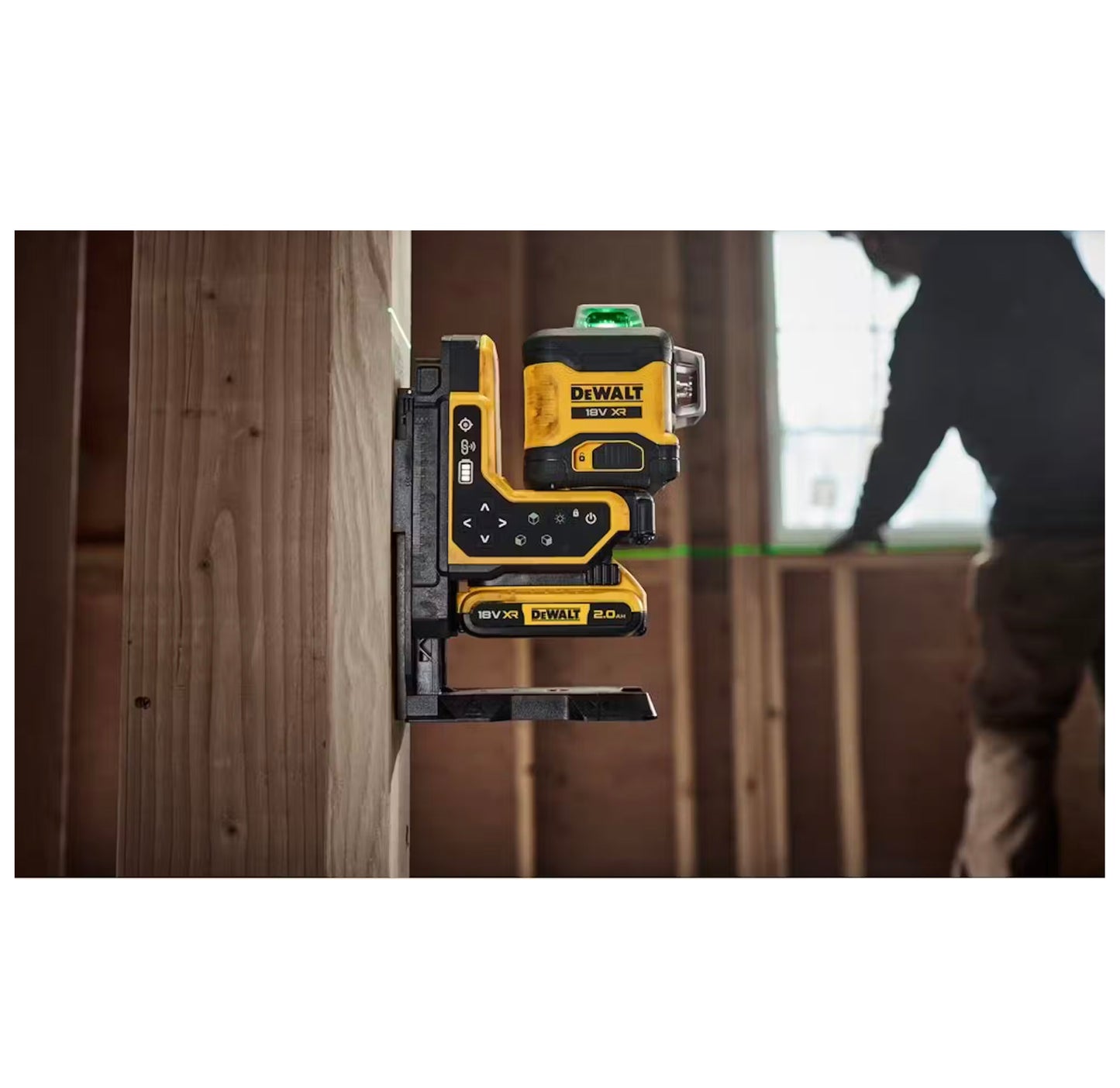 Nivel láser autonivelante Verde con control remoto de 3 lineas 360º XR 18V Dewalt DCLE34035B